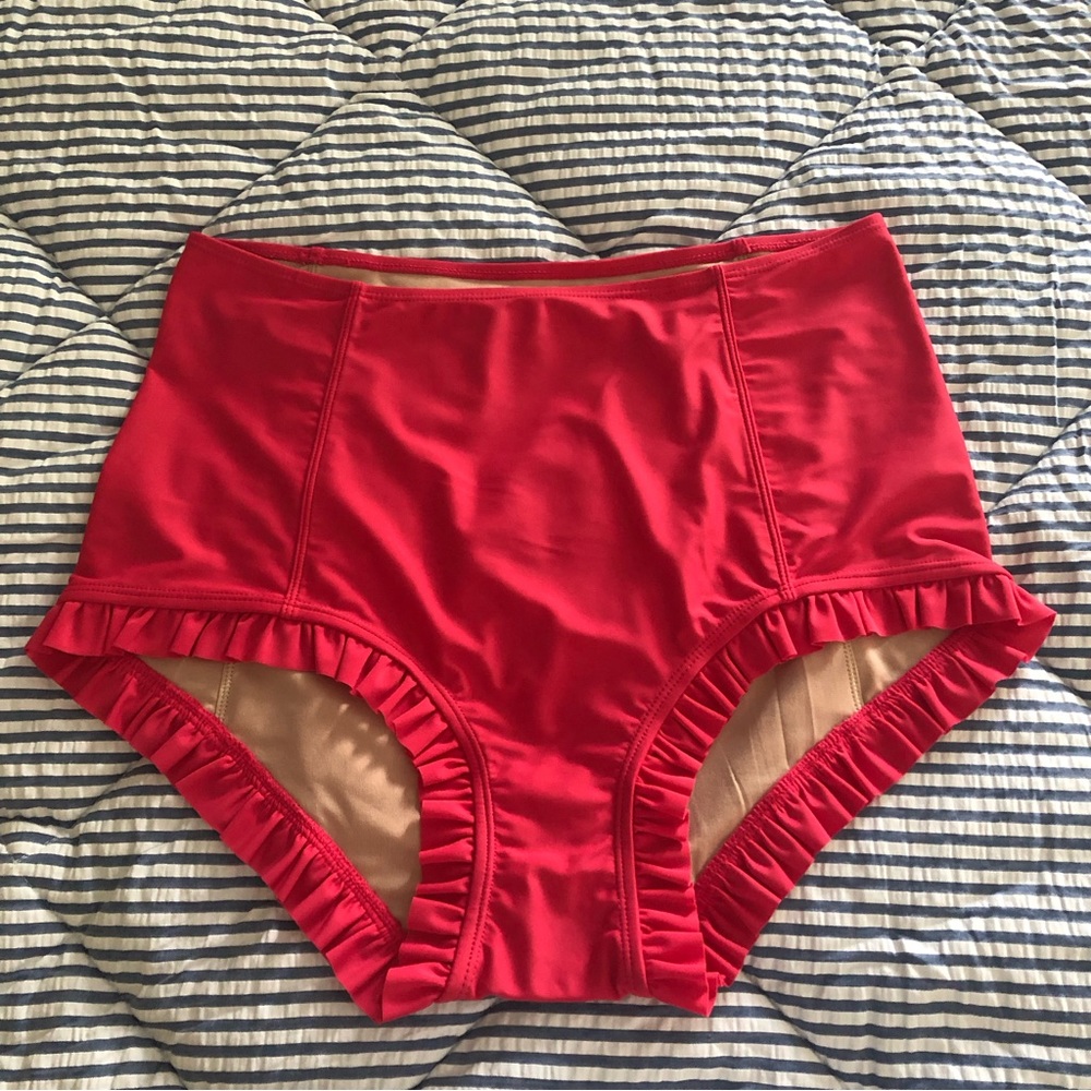 Kortni Jeane Large Hibiscus All Ruffled Up Bottoms NWOT